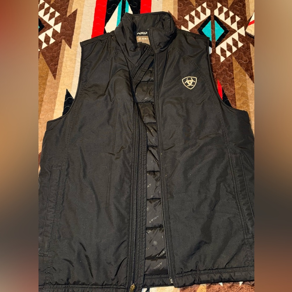 Ariat Men's Classic Black Vest